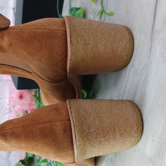 Lauren Ralph Lauren Marianna Suede Boot  NWOB - Picture 6 of 8